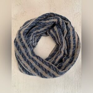 SHOLDIT Blue and Tan Convertible Infinity Scarf 🧣